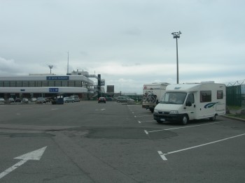 Dumkerque | camper nel parcheggio del porto