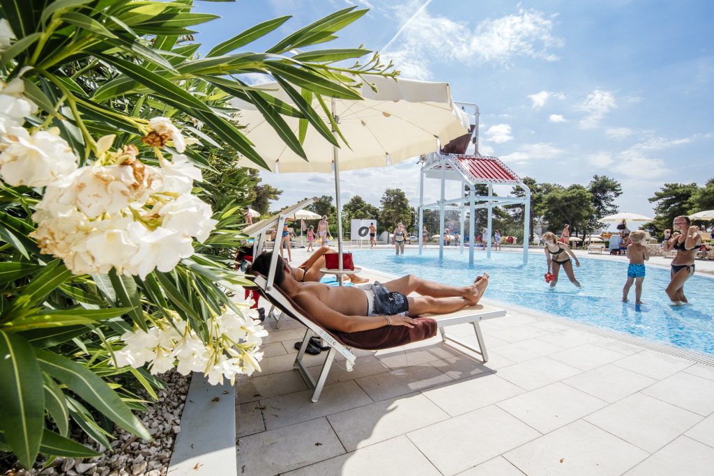 Zaton-Holiday-Resort